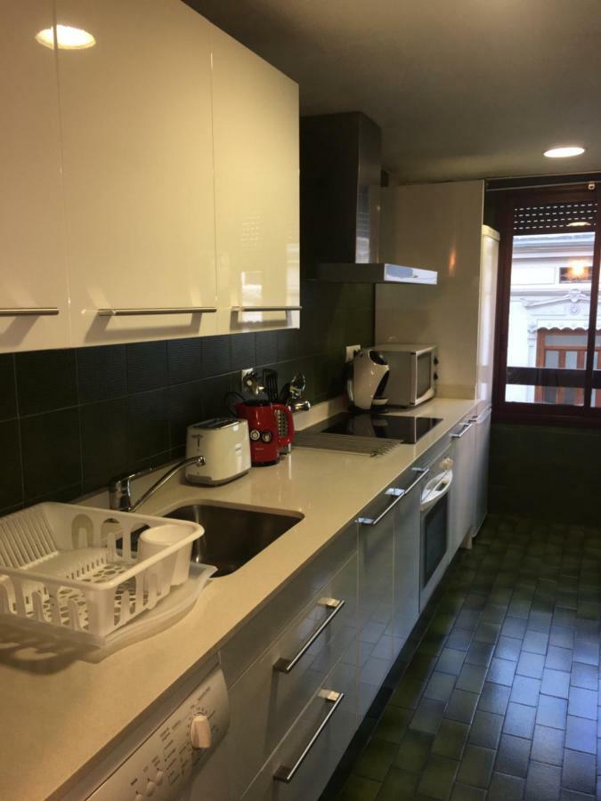 Apartamento Centrico Parking - Wifi Apartment บาเลนเซีย ภายนอก รูปภาพ